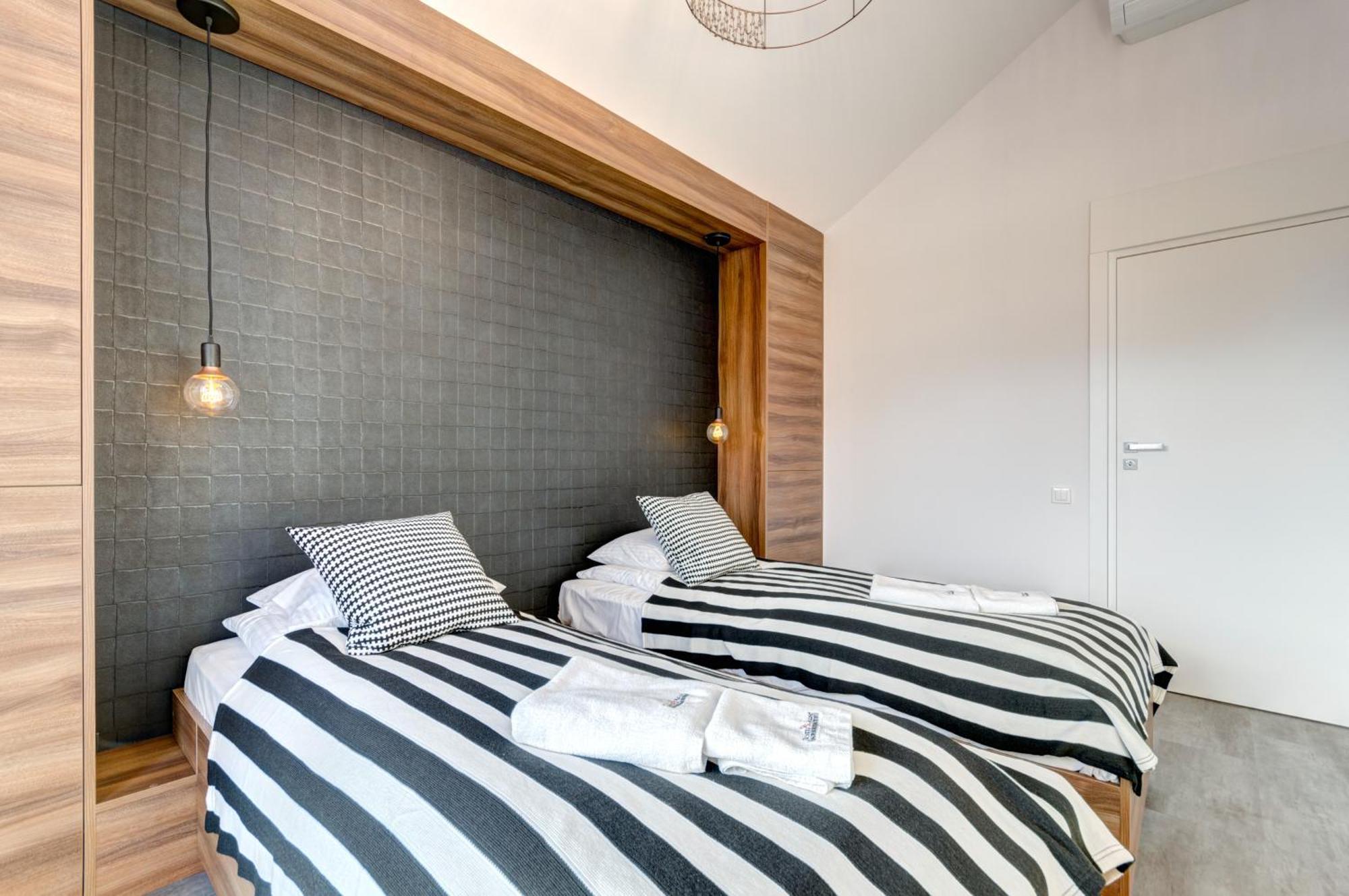 Waterlane Riverside - Spa, Pool, Gym & Parking By Downtown Apartments Gdansk Habitación foto