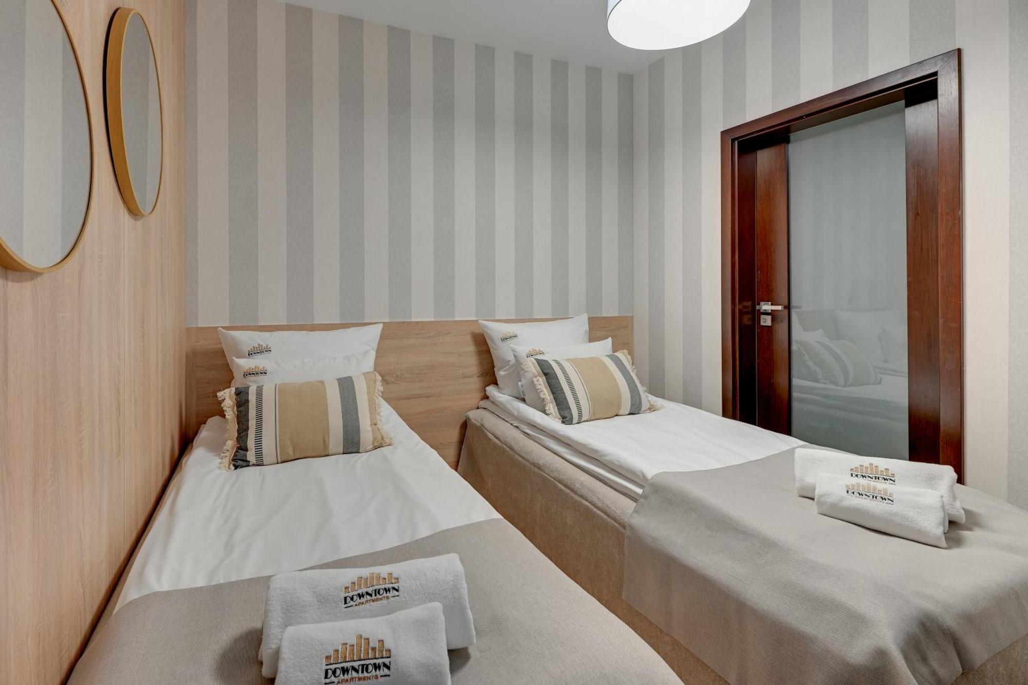 Waterlane Riverside - Spa, Pool, Gym & Parking By Downtown Apartments Gdansk Habitación foto