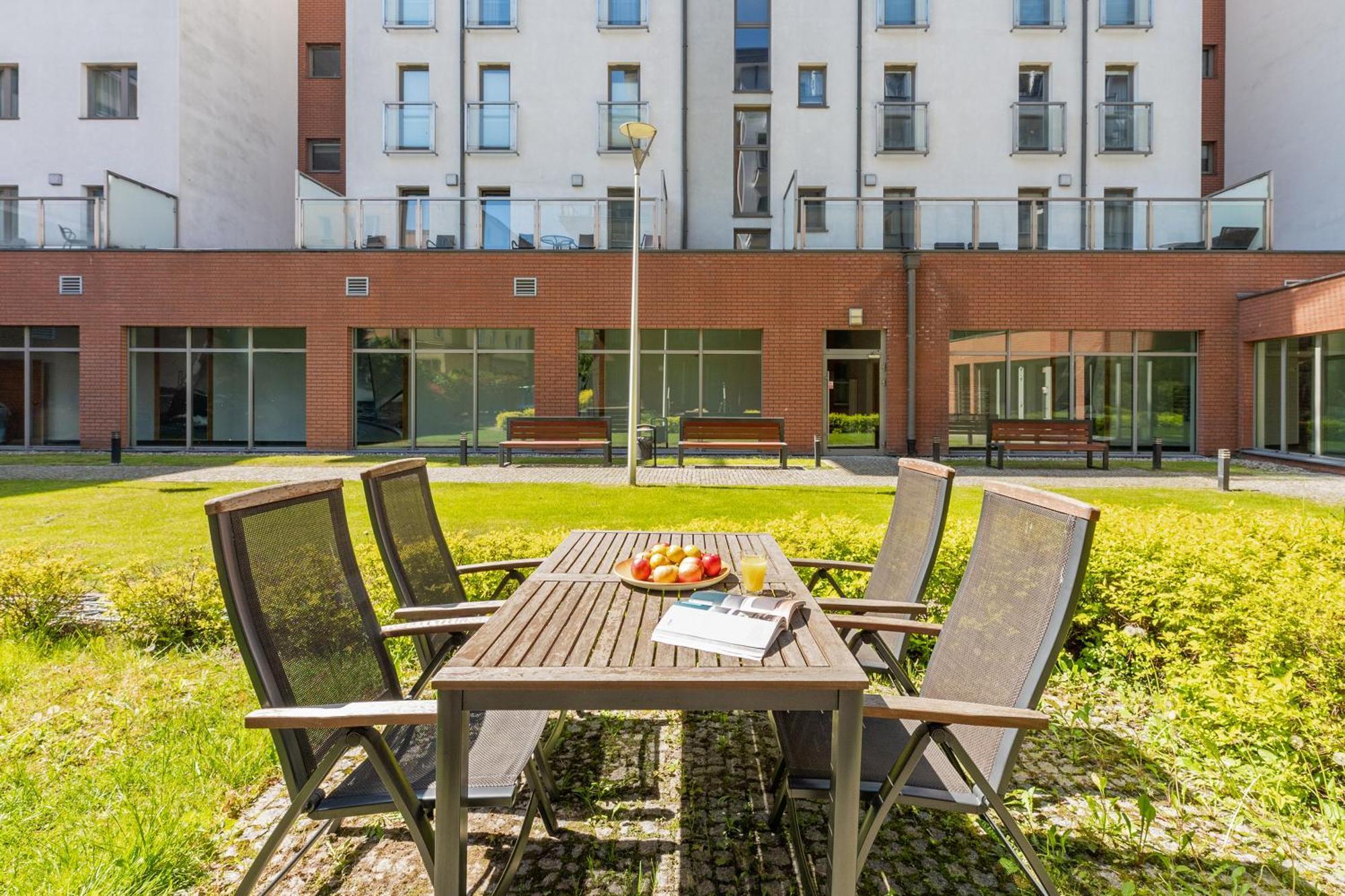 Waterlane Riverside - Spa, Pool, Gym & Parking By Downtown Apartments Gdansk Habitación foto